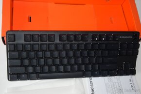 SteelSeries Apex 9 TKL US, Prémiová klávesnice, zár.12/2026 - 4