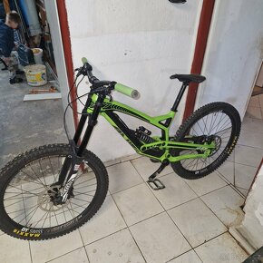 Yt velikost kola L pneu 27.5 - 4