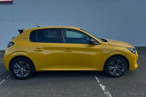 Peugeot 208 1.2 74kW,2022, AUTOMAT - 4