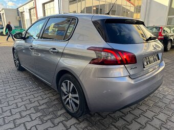 Peugeot 308 1.2 81kW Navigace Kamera 360° DAB Rádio Full LED - 4