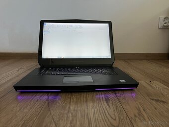 Alienware 15 R2 - 4