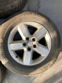 Originální disky Toyota Rav 4 04 R16 + zimní pneu 235/60/R16 - 4