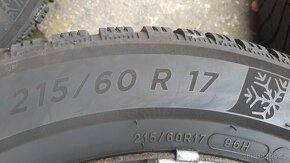 zimní pneu 215/60/17 na disku plechovém 5x105 r17 Opel - 4