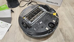 Robotický vysavač iRobot Roomba 676 WiFi, hezký stav - 4