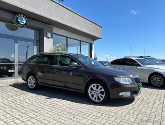 Škoda Superb 2,0 TDI CR DSG 103kW FAMILY COMBI - 4