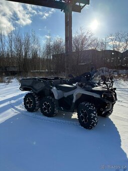 Can-am Outlander 1000ccm 6x6 - 4