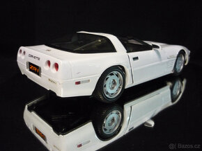 Chevrolet Corvette ZR-1 Maisto 1/18 - 4