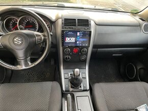 Suzuki Grand Vitara 2.4i Comfort benzín 124kw - 4