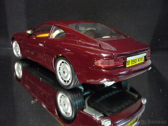 Aston Martin DB7 Guiloy 1/18 - 4