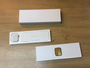 Apple Watch Series 9 41mm zlatý nerez - 4