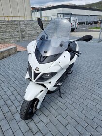 Gilera Nexus 300 - 4