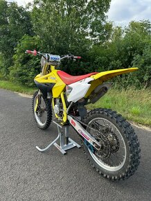 Suzuki Rm 125 - 4