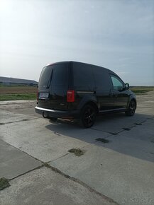 Vw caddy 2.0 tdi 75kw cerna metal - 4