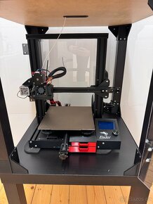 3D tiskárna Ender 3 s rozsáhlými upgrady - 4