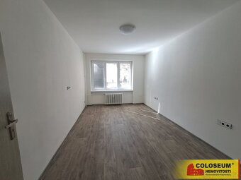 Znojmo, pronájem bytu OV 3+kk, 70 m2, rekonstrukce, sklep –  - 4