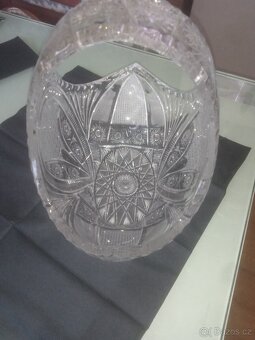 Ručně brouseny nadherny kosik. Bohemia Crystal - 4