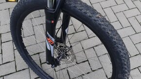 Specialized jynx 27,5, velikost S - 4