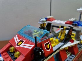 LEGO City 7906 Fireboat - 4