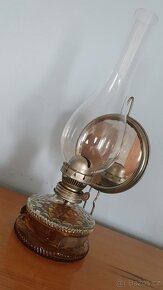 Petrolejová lampa původní v perfektním stavu - 4