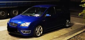 Ford Focus ST 2.5 - 4