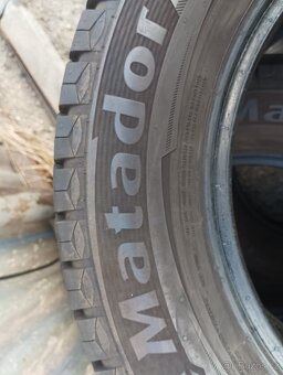 215/65r16 C - 4