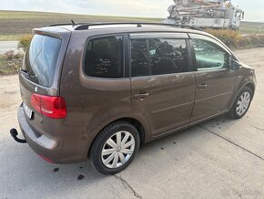 VW Touran 2.0 TDi 103w 2012 po komplexním servise - 4