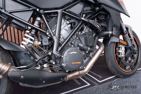 KTM 1290 Super Duke R - 4