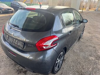 Peugeot 208 VTi active, 1.4 70kw, 2015, LPG - 4