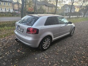 AUDI A3 1,2 TSI 77kw Benzin 126 000km 2012 - 4