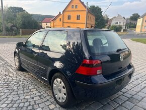 Volkswagen Golf 4 1.6 77kw - 4