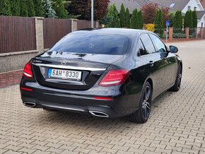 Mercedes Benz E350CDi AMG Paket 190kW ČR 1maj 2017 head up - 4