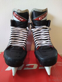 Prodám brusle CCM JetSpeed FT4 PRO 8.5/44 - 4