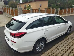 Hyundai I30 CW 2023 - 1.5 DPi 81 KW Comfort - 4