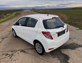 Toyota Yaris 1.3 VVT-i - 4