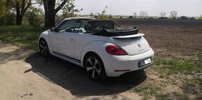 Predám VW Beetle cabrio 2,0 TDi, automat, edícia 60´s - 4