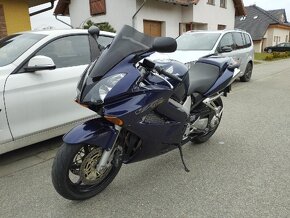 Honda VFR 800 VTEC - 4