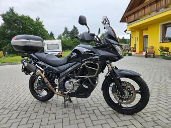 SUZUKI V-STROM DL 650 - 4