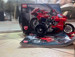 LEGO TECHNIC DUCATI - 4