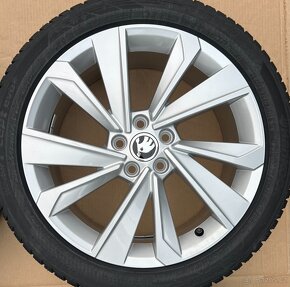 Zimní kola Škoda Fabia 4, 215/45 R17 91V XL Hankook Winter - 4