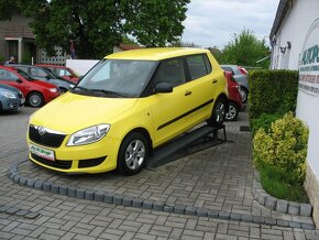 Fabia II 1,2-44 kW, 124.000,-Kč - 4