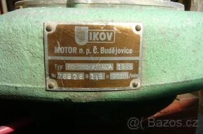 STARÝ STABILNÍ MOTOR JIKOV R.V.1969 - 4