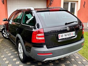 Škoda Octavia Combi Scout 4×4 - 2.0TDi 103Kw 140Ps. +Xenon. - 4