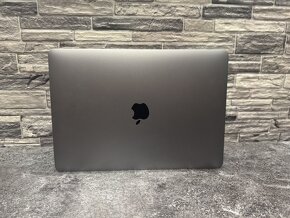 MacBook Pro 13" 2020 M1 / 16GB / 256GB - 4