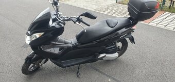 Prodám honda pcx 125 - 4