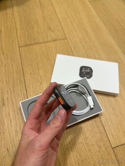 Apple Watch Ultra 2 49mm černé - 4