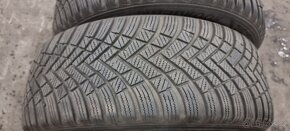 Pneu Hankook 215/55 R17 98V - 4