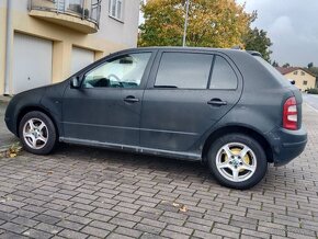 ŚKODA FABIA 1.4i - 44KW - NOVÉ PNEU - PLASTI DIP KAROSERIE - 4