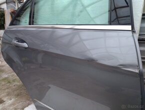 Pravé zadní dveře Mercedes E W212 sedan - 4