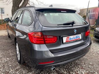 BMW 3 2.0 d Touring Navi,CarPlay - 4