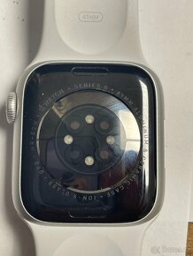 Apple Watch series  8 - 4